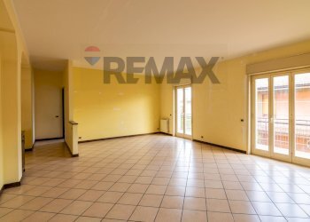 Stanza vuota - Trilocale Via Regione Siciliana
 
35, Mascalucia - foto 2