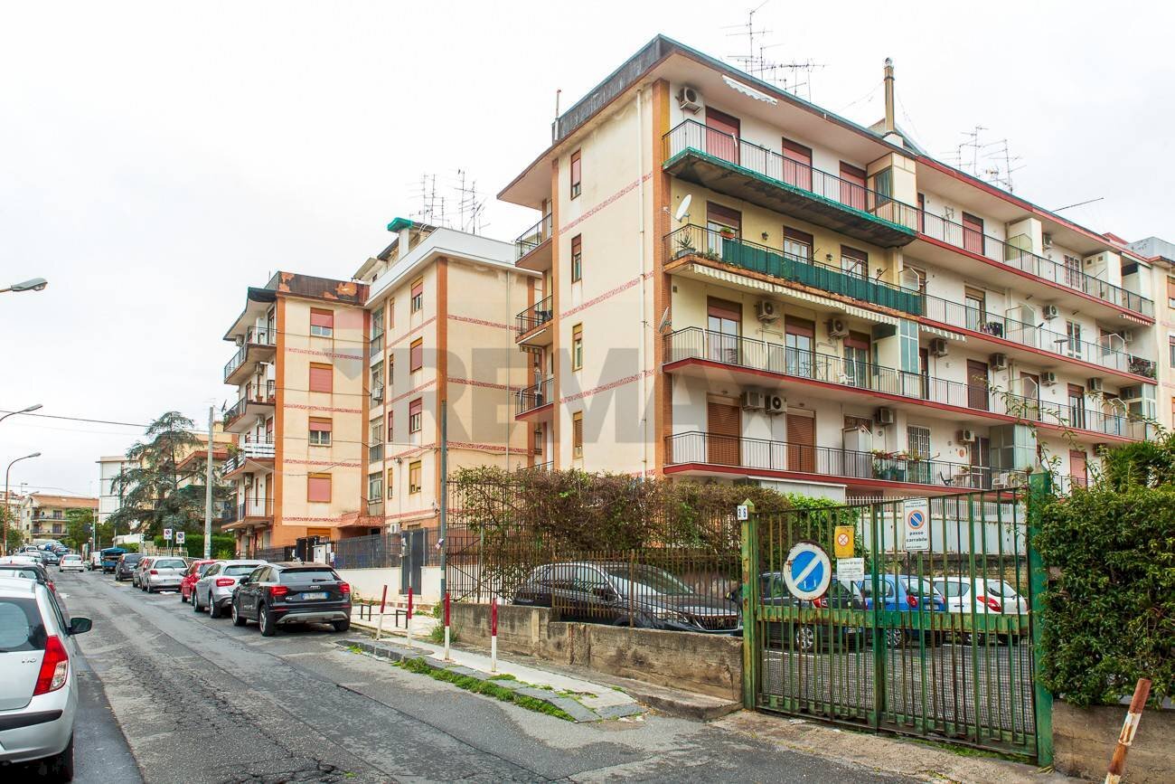 Edificio all\'aperto - Trilocale via madonna di fatima
 
44, Gravina di Catania - foto 1