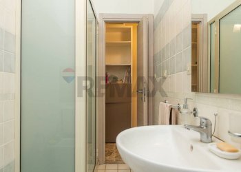 Bagno - Trilocale via madonna di fatima
 
44, Gravina di Catania - foto 30