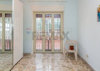 Stanza vuota - Trilocale via madonna di fatima
 
44, Gravina di Catania - foto 32
