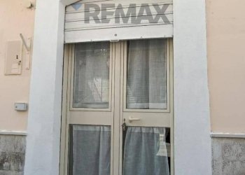 Edificio all\'aperto - One-room apartment Via dell'Arcangelo
 
11, Manfredonia - photo 6