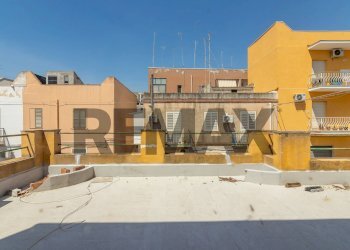 Edificio all\'aperto - Casa indipendente VIA DANIELE MONTELEONI
 
24, Siracusa - foto 39