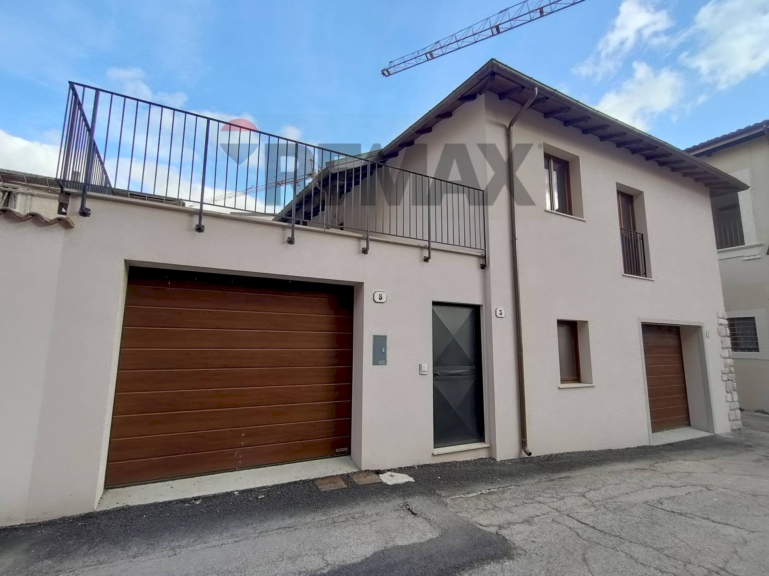 Casa all\'aperto - Casa semi indipendente PIAZZA SAN SILVESTRO
 
snc, L'Aquila - foto 1