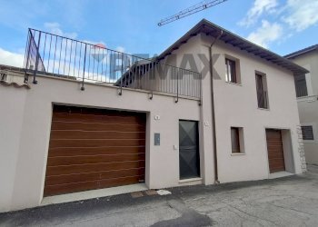 Casa all\'aperto - Casa semi indipendente PIAZZA SAN SILVESTRO
 
snc, L'Aquila - foto 1