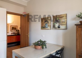 Sala da pranzo - Appartamento Via Gabriele D'Annunzio
15, L'Aquila - foto 18