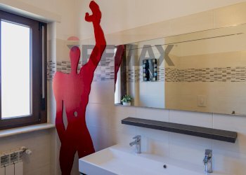 Bagno - Appartamento Via Gabriele D'Annunzio
15, L'Aquila - foto 26