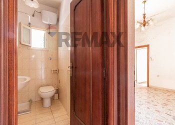 Bagno - Three-room apartment Piazza Cavalieri Vittorio Veneto
 
6, Ischia di Castro - photo 15