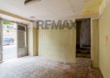 Stanza vuota - Three-room apartment Piazza Cavalieri Vittorio Veneto
 
6, Ischia di Castro - photo 25
