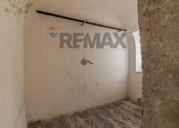 Stanza vuota - Three-room apartment Piazza Cavalieri Vittorio Veneto
 
6, Ischia di Castro - photo 27