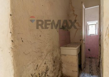 Bagno - Three-room apartment Piazza Cavalieri Vittorio Veneto
 
6, Ischia di Castro - photo 29
