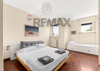 Camera / camera da letto - Three-room apartment Via Labus
17, Milano - photo 13