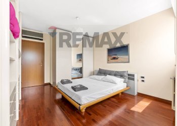 Camera / camera da letto - Three-room apartment Via Labus
17, Milano - photo 16