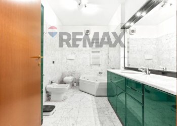 Bagno - Three-room apartment Via Labus
17, Milano - photo 20