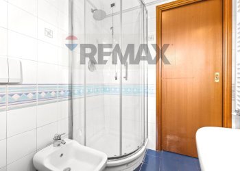 Bagno - Three-room apartment Via Labus
17, Milano - photo 27