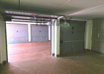 Parcheggio - Three-room apartment Via Labus
17, Milano - photo 34