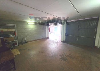 Parcheggio - Three-room apartment Via Labus
17, Milano - photo 35