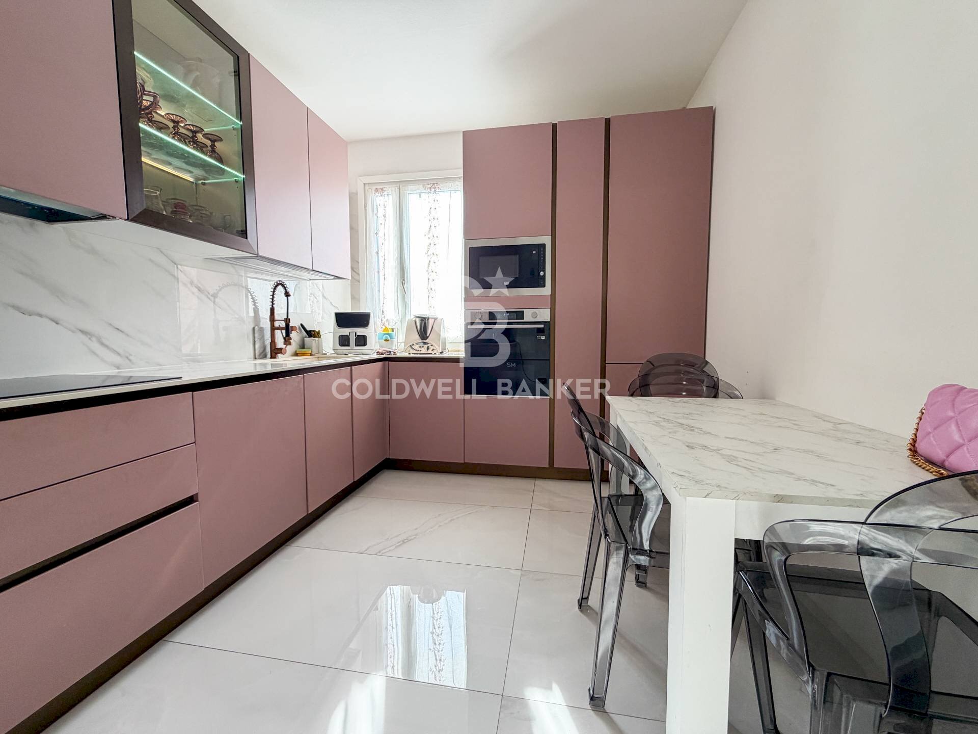 Cucina - Villa a Schiera via Tomaso Albinoni
33, Desenzano del Garda - foto 2