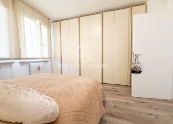 CAMERA DA LETTO - Villa a Schiera via Tomaso Albinoni
 
33, Desenzano del Garda - foto 10