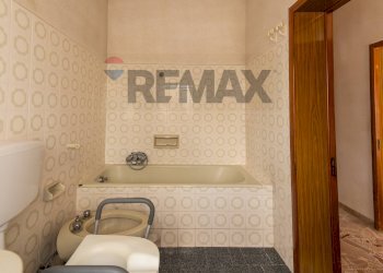 Bagno - Appartamento Via Arsiero
 
27, Francofonte - foto 19