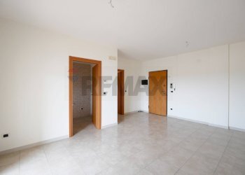 Stanza vuota - Two-room apartment Strada Provinciale Modugno-Carbonara
 
4/5, Bari - photo 4