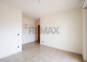 Stanza vuota - Two-room apartment Strada Provinciale Modugno-Carbonara
 
4/5, Bari - photo 8