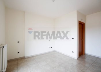 Stanza vuota - Two-room apartment Strada Provinciale Modugno-Carbonara
 
4/5, Bari - photo 9