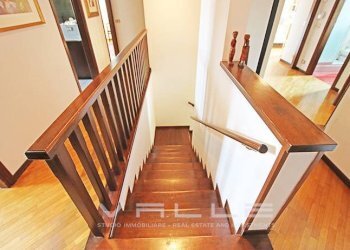 Disimpegno - Villa via verdi, Mozzo - photo 22