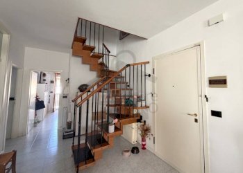 Soggiorno - Attic via Ugo Foscolo, 14, Verucchio - photo 15
