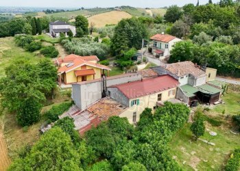 Facciata - Casa indipendente via delle Selve, 8, Rimini - foto 9