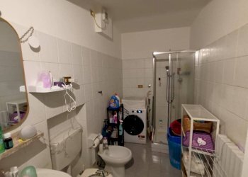 Bagno - Bilocale strada Maggiore, Bologna (zona Centro Storico) - foto 14
