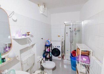 Bagno - Bilocale strada Maggiore, Bologna (zona Centro Storico) - foto 7