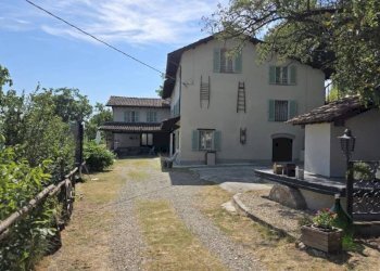 Giardino - Rustico strada Colombaro, Nizza Monferrato - foto 1