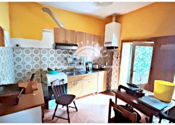 Cucina - Casa indipendente via Ungiasca, 1, Cossogno - foto 6