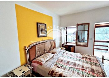Camera da letto - Casa indipendente via Ungiasca, 1, Cossogno - foto 13