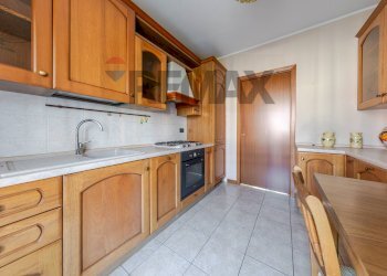 Cucina - Three-room apartment VIA CAMILLO GOLGI
 
2/B, Opera - photo 24
