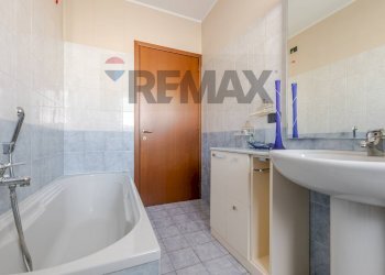 Bagno - Three-room apartment VIA CAMILLO GOLGI
 
2/B, Opera - photo 29