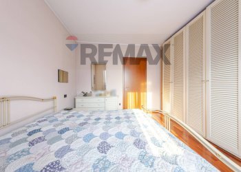 Camera / camera da letto - Three-room apartment VIA CAMILLO GOLGI
 
2/B, Opera - photo 40