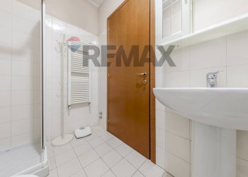 Bagno - Three-room apartment VIA CAMILLO GOLGI
 
2/B, Opera - photo 50