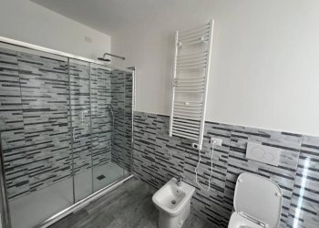 Bagno - Appartamento piazza Galeazzo Alessi, Genova (zona Carignano) - foto 9