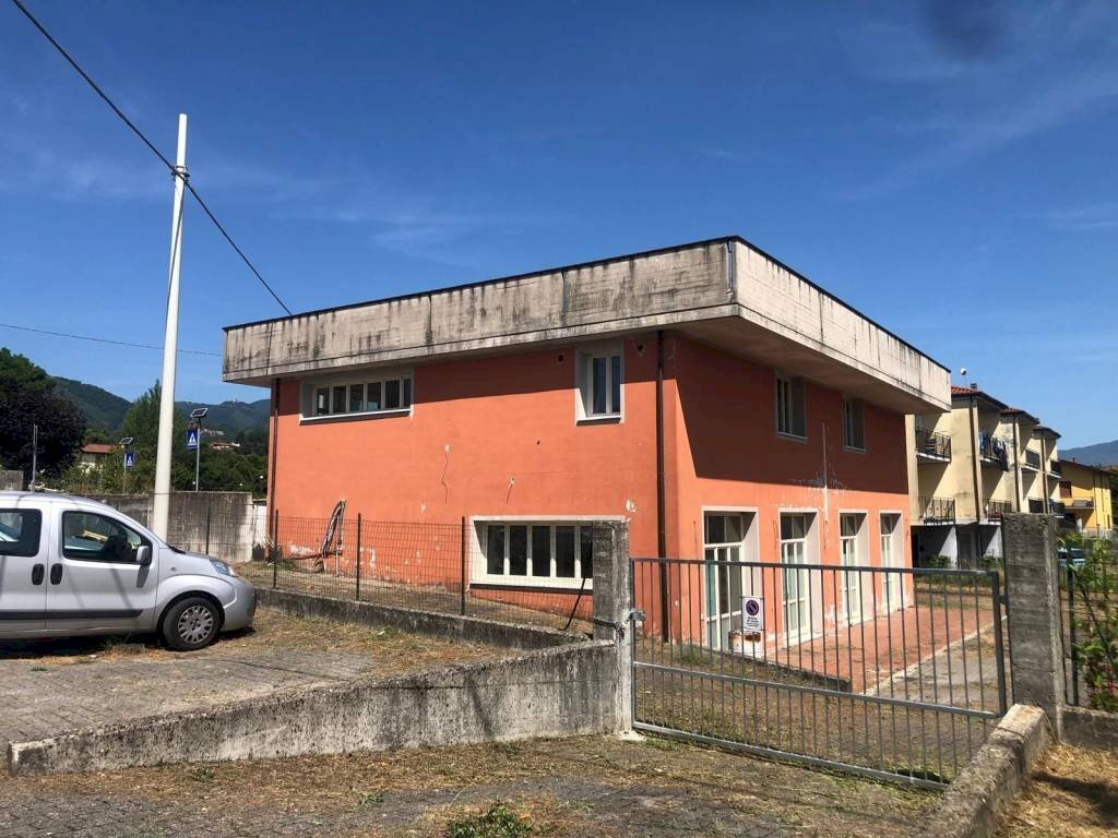 Facciata - Capannone via 1 Maggio, Mulazzo - foto 1
