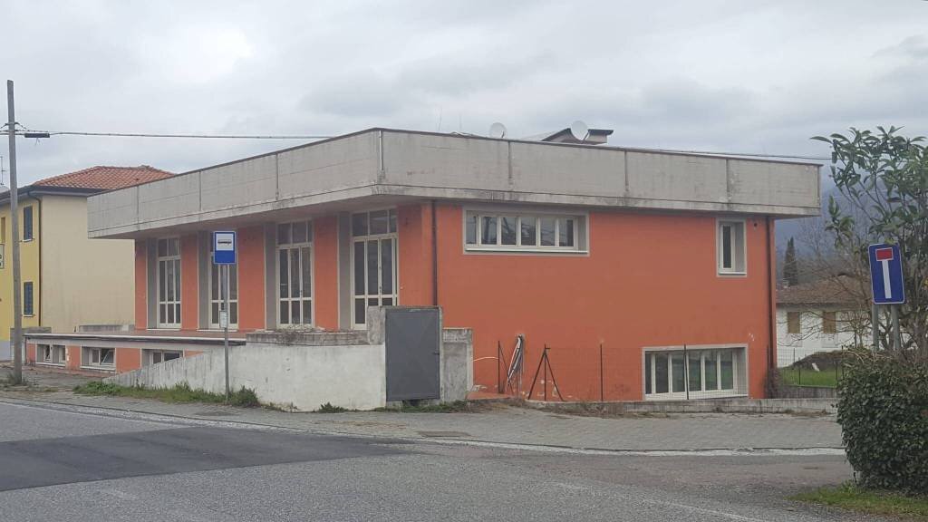 Facciata - Capannone via 1 Maggio, Mulazzo - foto 3