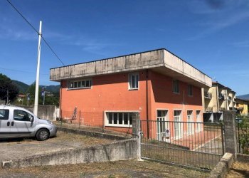 Facciata - Capannone via 1 Maggio, Mulazzo - foto 1