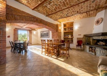 Salone - Rustic Cisterna d'Asti - photo 3