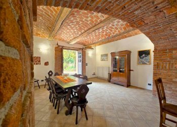 Salone - Rustic Cisterna d'Asti - photo 10