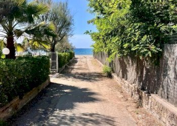 Zona - Appartamento via Palmarola, Terracina - foto 2