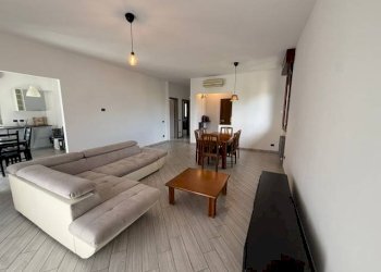Salone - Four-room apartment via Europa, Modena - photo 7