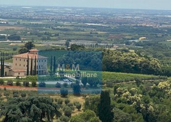 vista dalle finestre - Stabile - Palazzo via Pelasga
 
45, Cori - foto 4