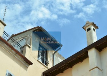 scorcio di vista dall\'interno - Stabile - Palazzo via Pelasga
 
45, Cori - foto 9