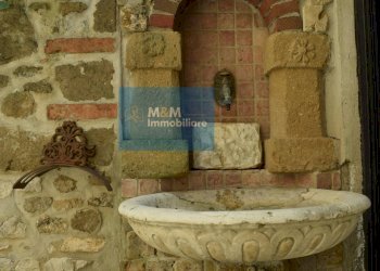 fontana realizzata con acquasantiera - Stabile - Palazzo via Pelasga
 
45, Cori - foto 10