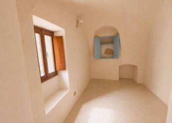 Stanza non arredata - Bilocale via San Nicolò, 9, Bordighera - foto 3